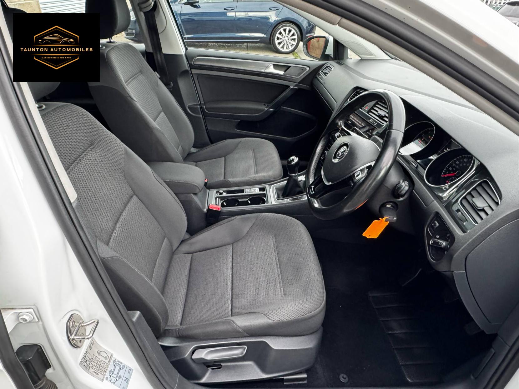 Volkswagen Golf 1.4 TSI BlueMotion Tech SE Nav Hatchback 5dr Petrol Manual Euro 6 (s/s) (125 ps)