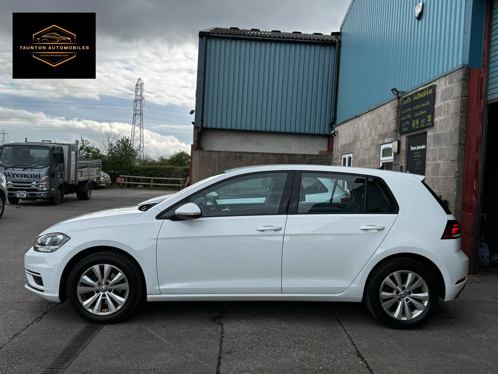 Volkswagen Golf 1.4 TSI BlueMotion Tech SE Nav Hatchback 5dr Petrol Manual Euro 6 (s/s) (125 ps)