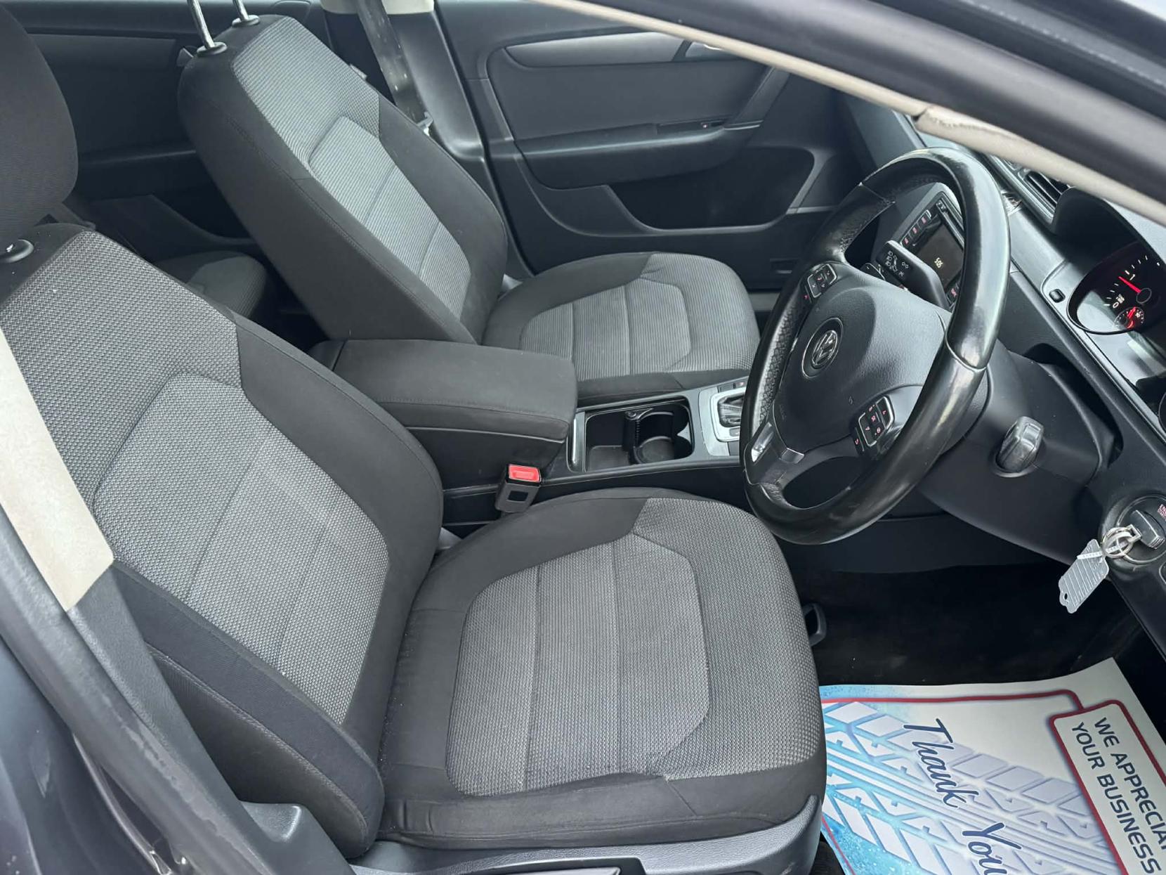 Volkswagen Passat 2.0 TDI BlueMotion Tech Highline Estate 5dr Diesel DSG Euro 5 (s/s) (140 ps)