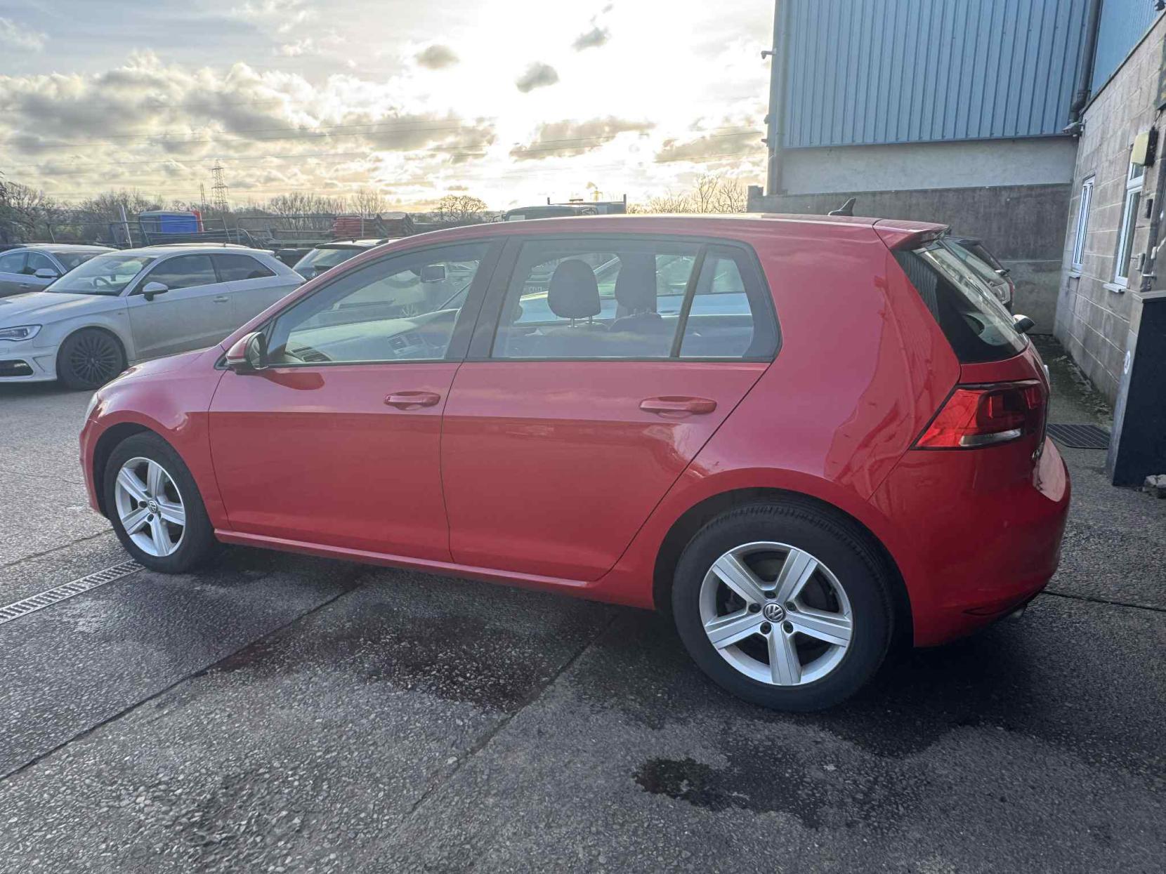 Volkswagen Golf 1.4 TSI BlueMotion Tech Match Edition Hatchback 5dr Petrol Manual Euro 6 (s/s) (125 ps)