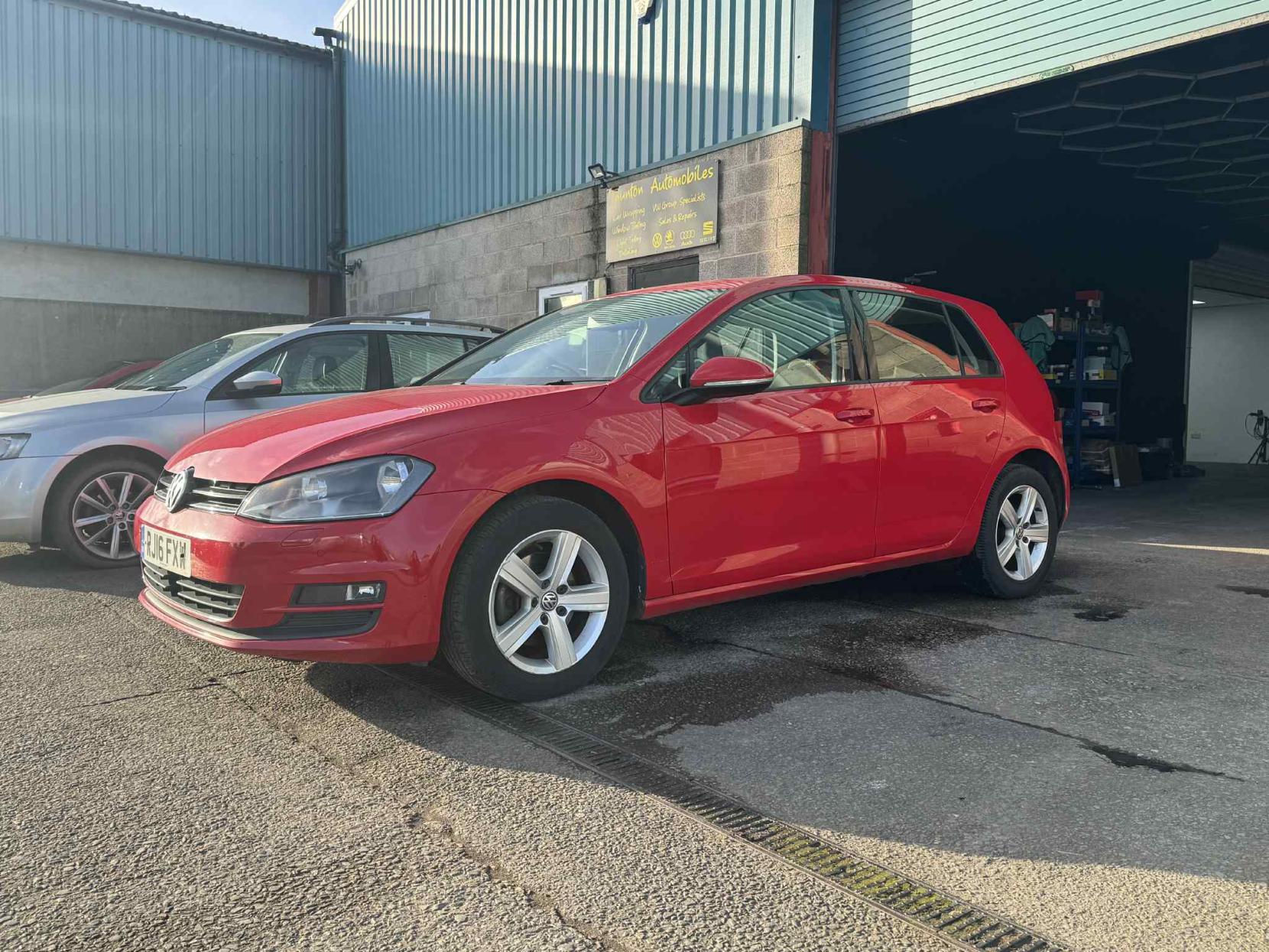 Volkswagen Golf 1.4 TSI BlueMotion Tech Match Edition Hatchback 5dr Petrol Manual Euro 6 (s/s) (125 ps)