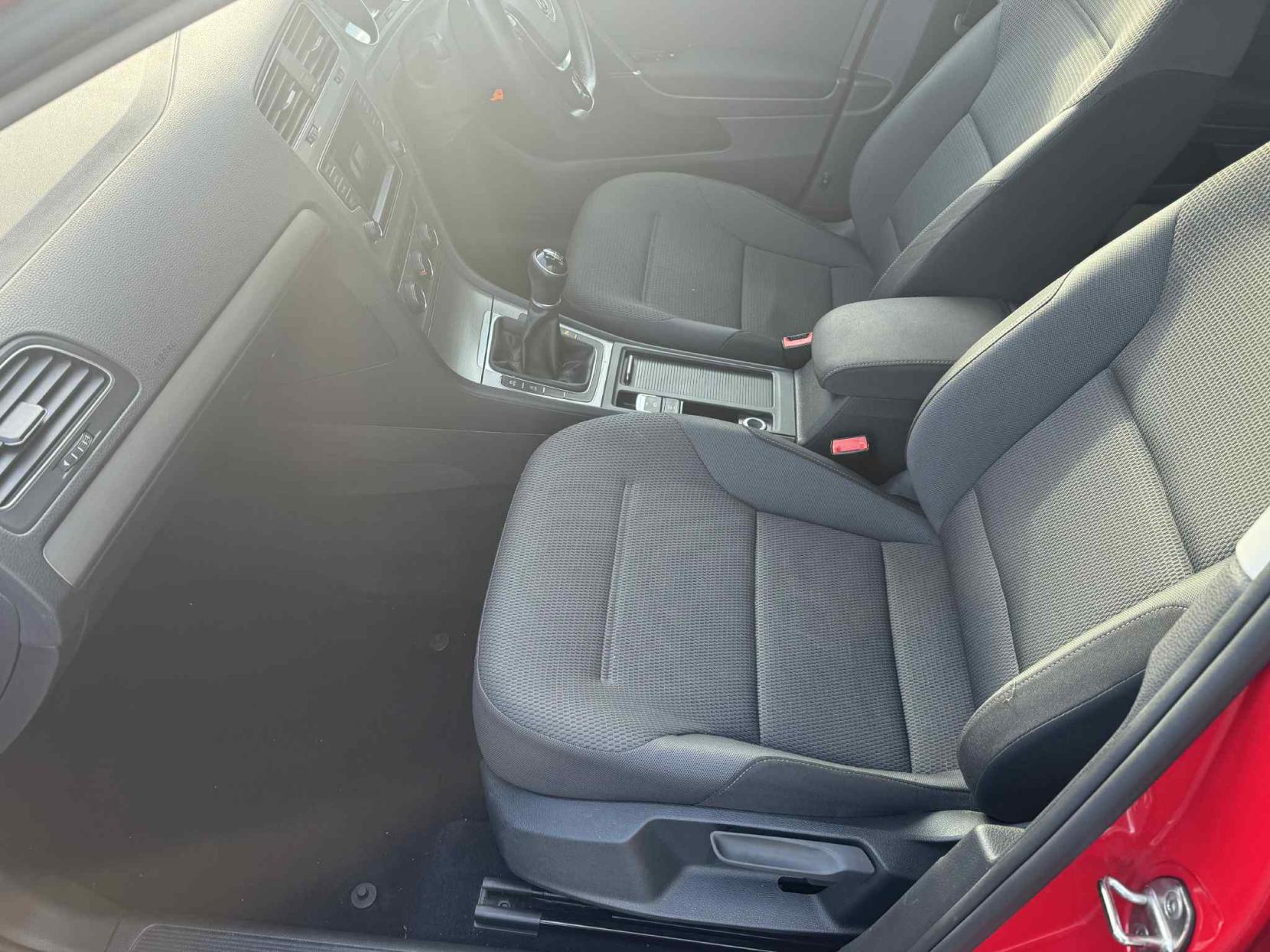 Volkswagen Golf 1.4 TSI BlueMotion Tech Match Edition Hatchback 5dr Petrol Manual Euro 6 (s/s) (125 ps)