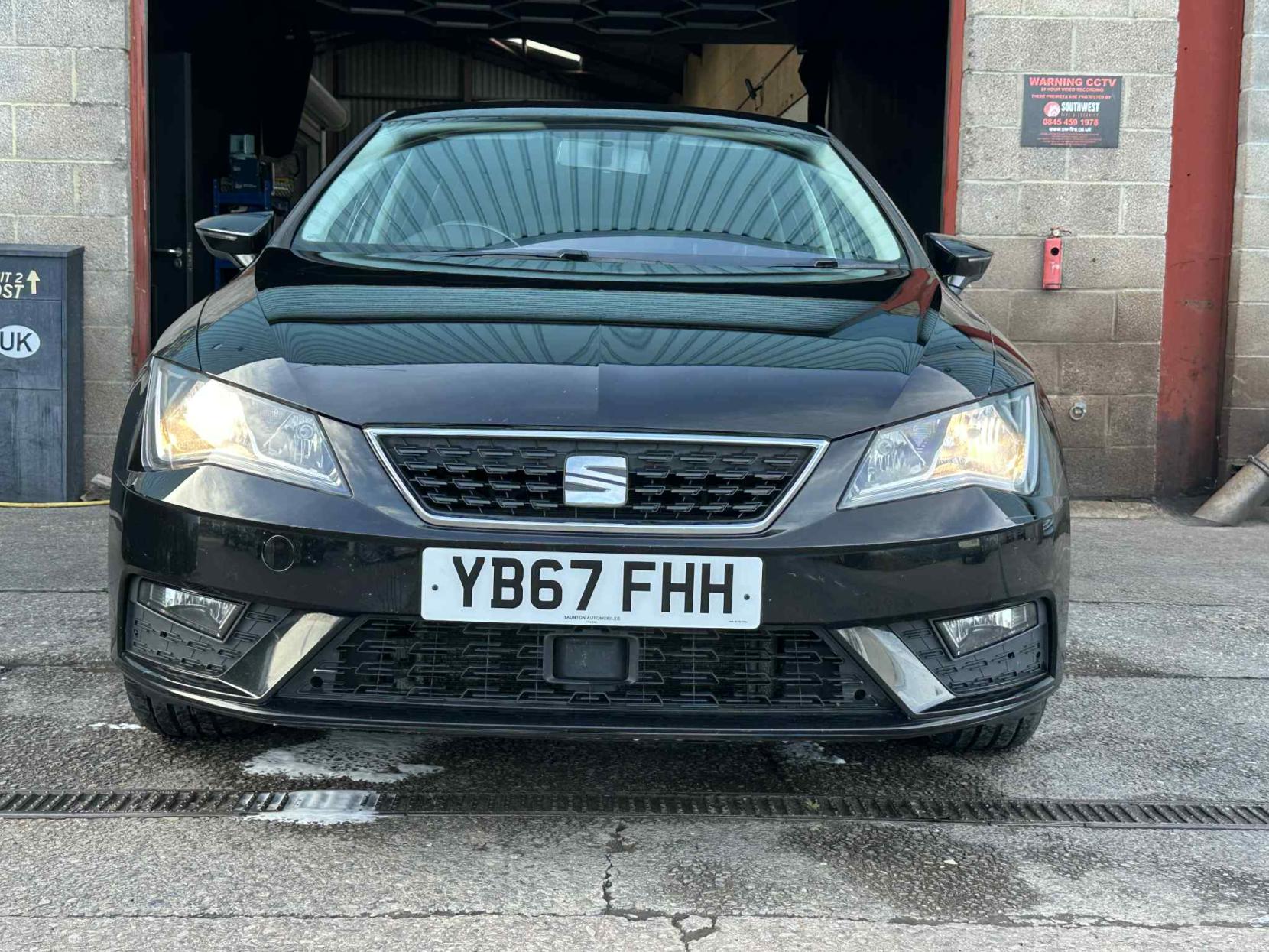 SEAT Leon 1.2 TSI SE Dynamic Technology Hatchback 5dr Petrol Manual Euro 6 (s/s) (110 ps)